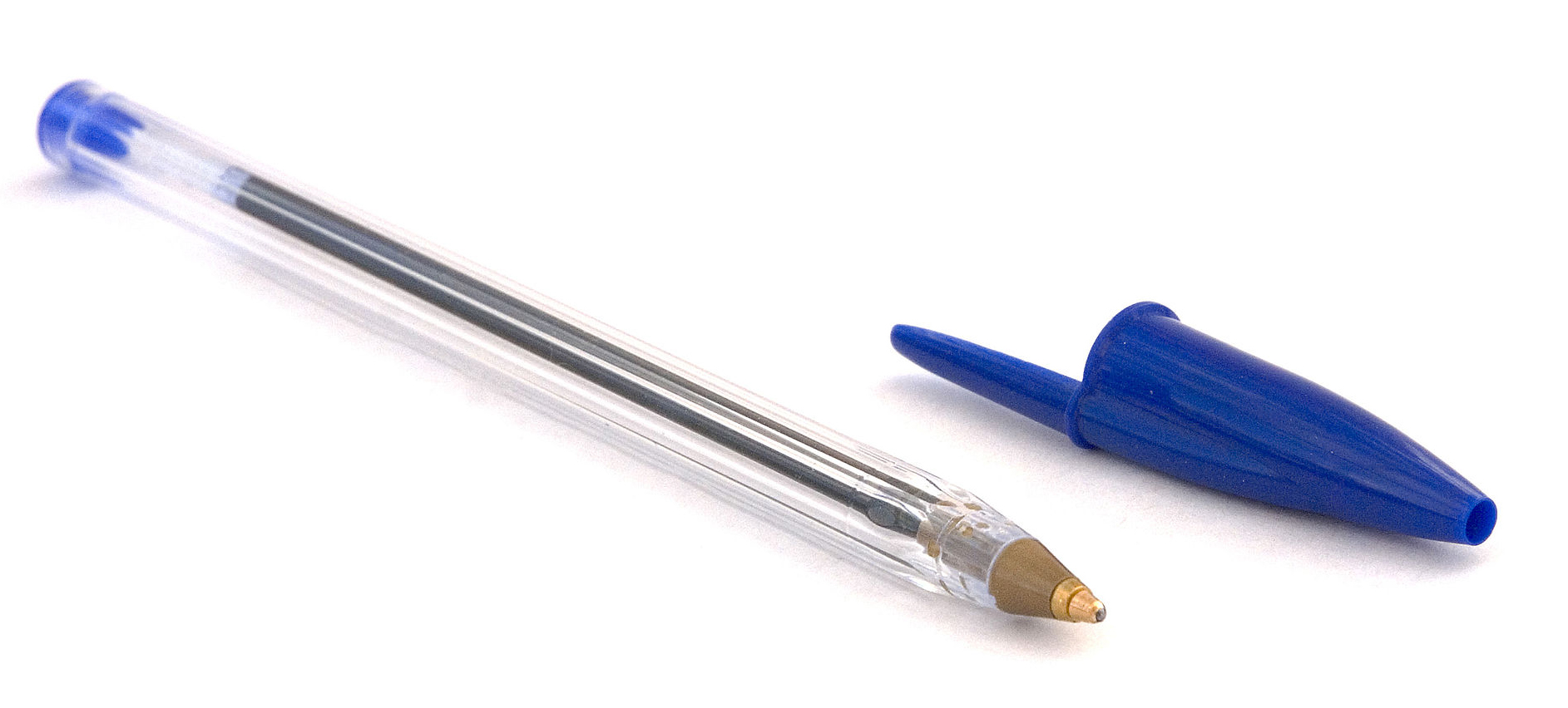 Ужасная ручка. Первые шариковые ручки. Колпачок ручки. Ручка с металлическим наконечником. Шариковые ручки с колпачком.
